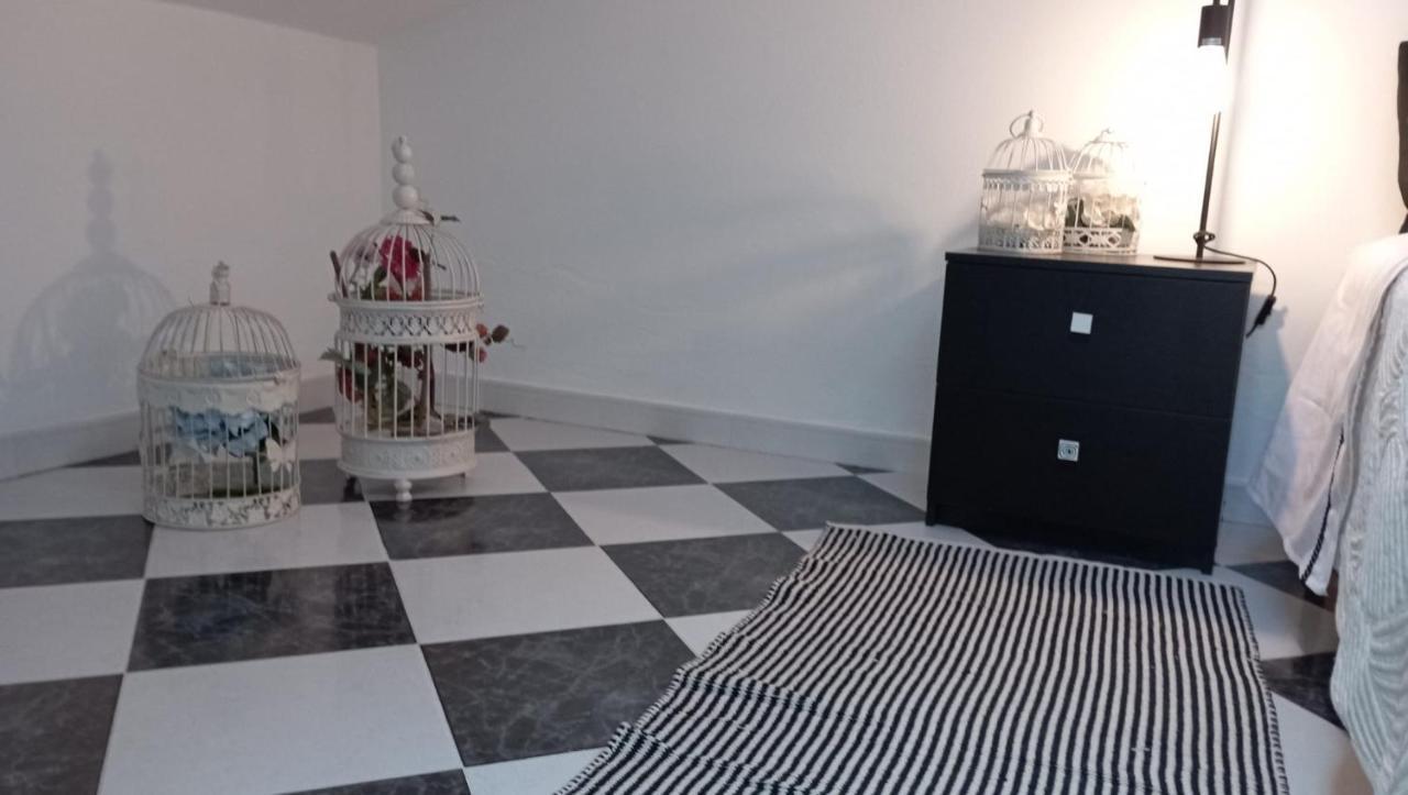 Zawaiaroom Lagos Extérieur photo